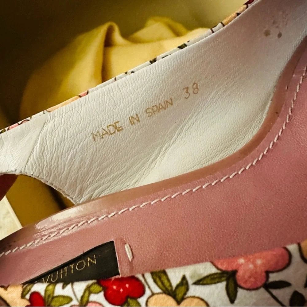 Louis Vuitton Women's Floral Espadrilles - Red and Brown - Picture 3 of 4